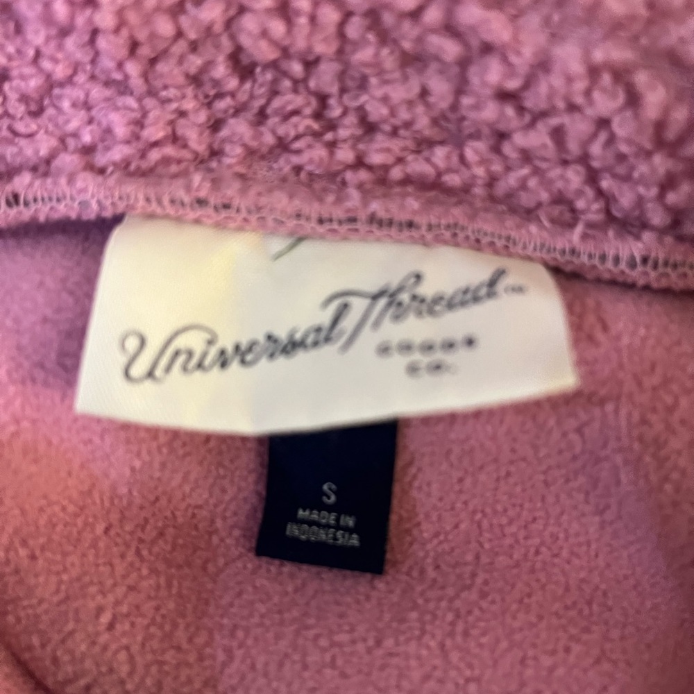 Universal Thread Sherpa Pullover - Picture 3 of 3